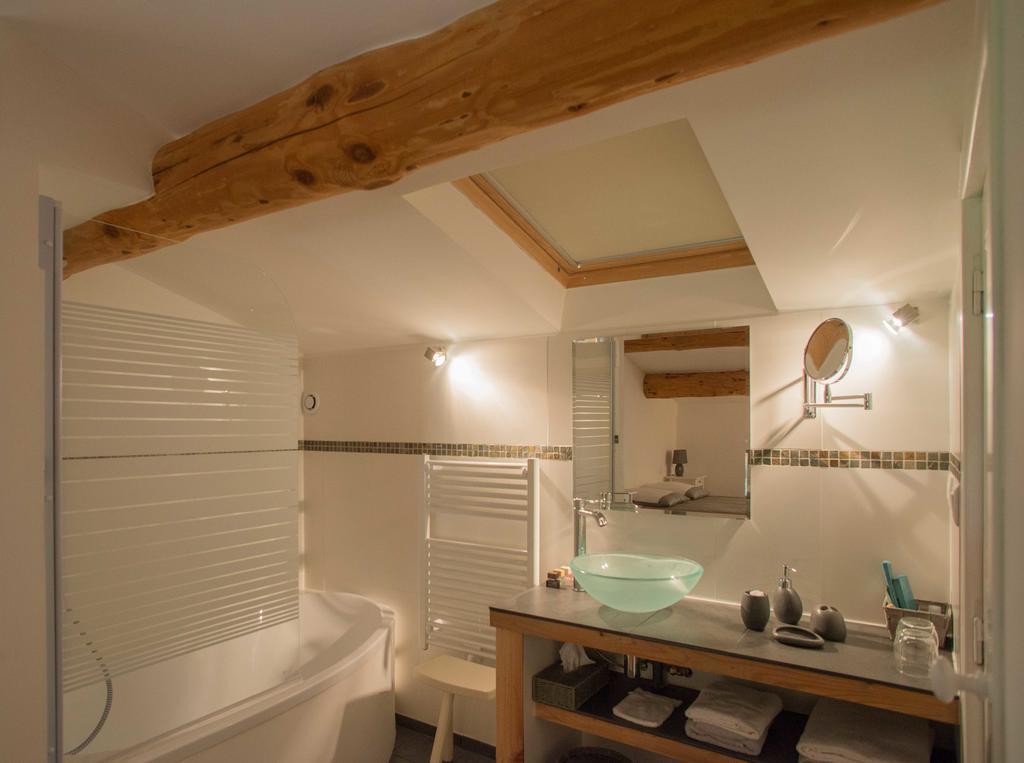Le Mas De La Fontaine Bed and Breakfast Le Pegue Δωμάτιο φωτογραφία