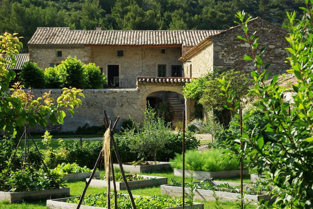 Le Mas De La Fontaine Bed and Breakfast Le Pegue Εξωτερικό φωτογραφία