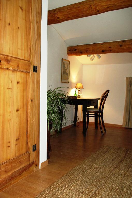 Le Mas De La Fontaine Bed and Breakfast Le Pegue Δωμάτιο φωτογραφία