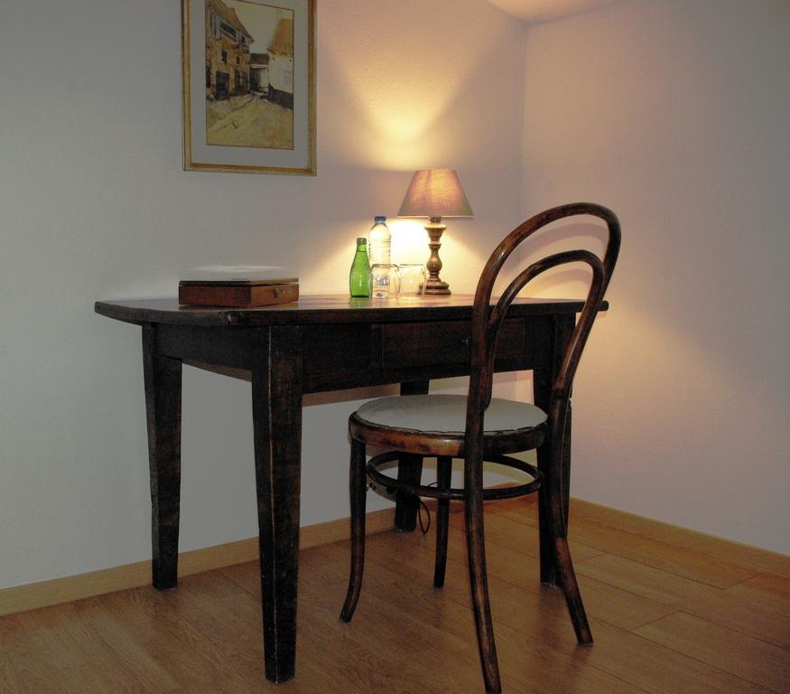 Le Mas De La Fontaine Bed and Breakfast Le Pegue Δωμάτιο φωτογραφία