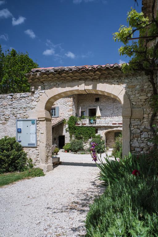 Le Mas De La Fontaine Bed and Breakfast Le Pegue Εξωτερικό φωτογραφία